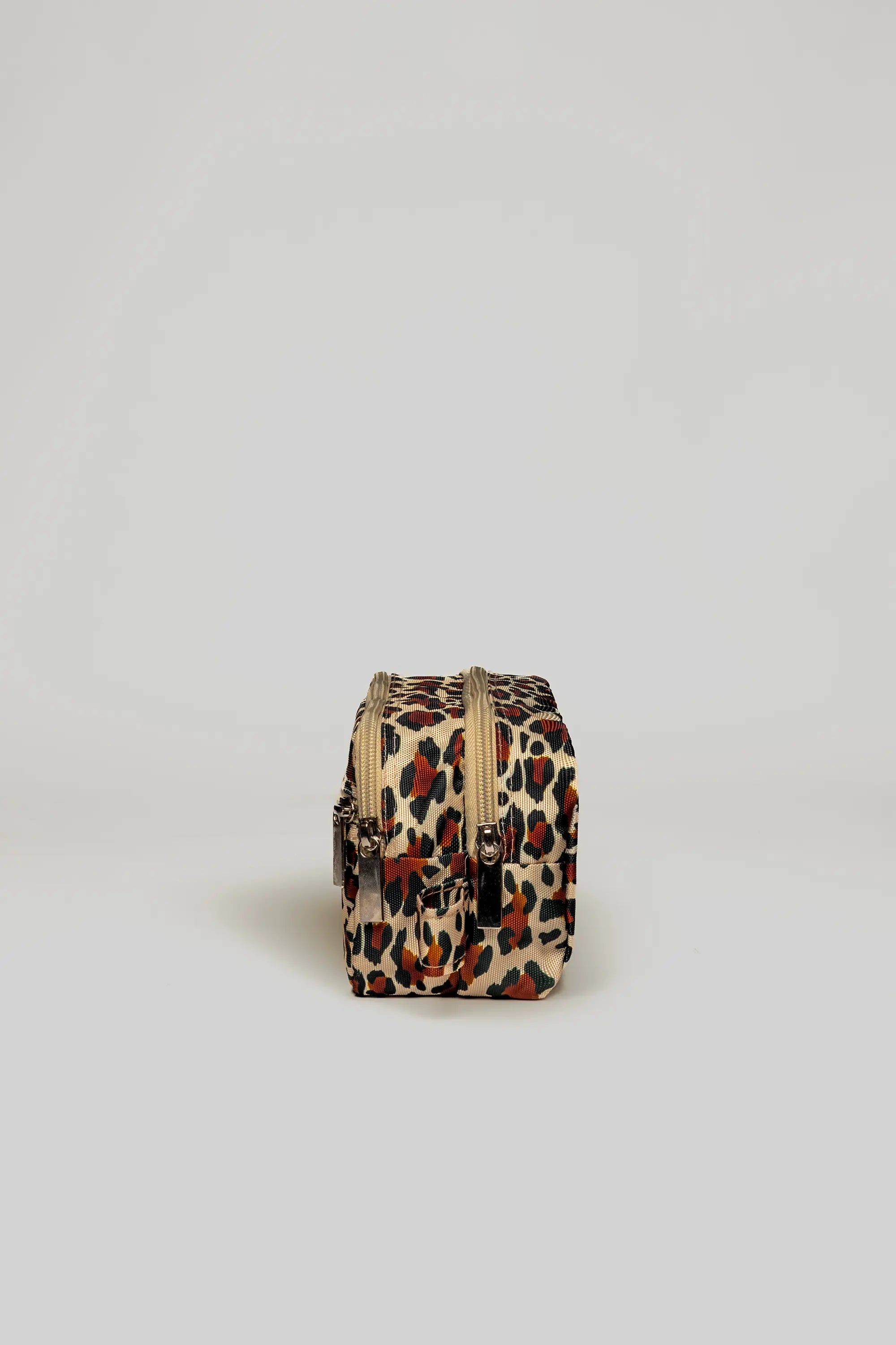 CARTUCHERA ORGANIZADORA CASUAL ANIMAL PRINT