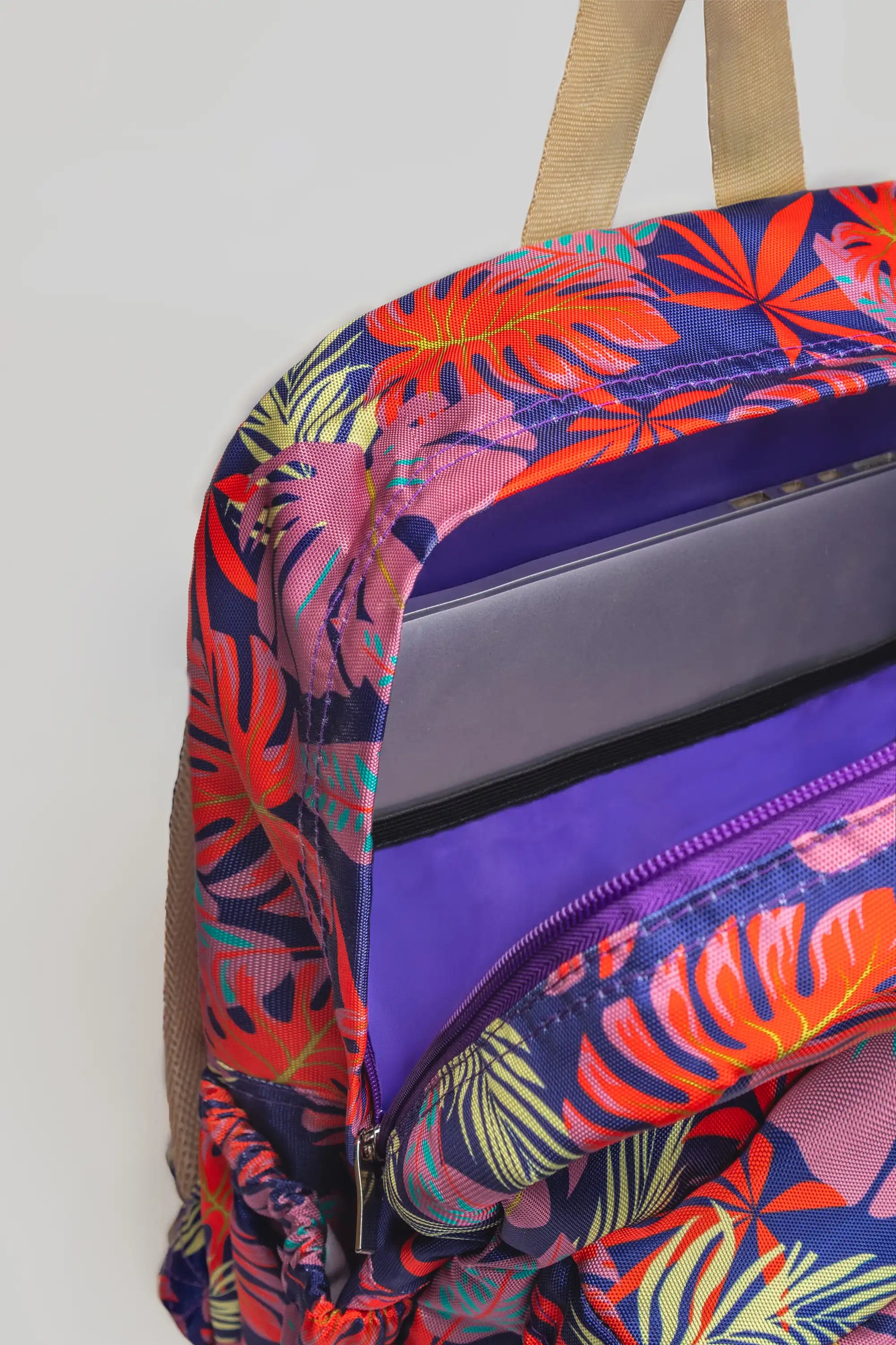 MALETÍN CASUAL NATIVA PORTA LAPTOP 14"