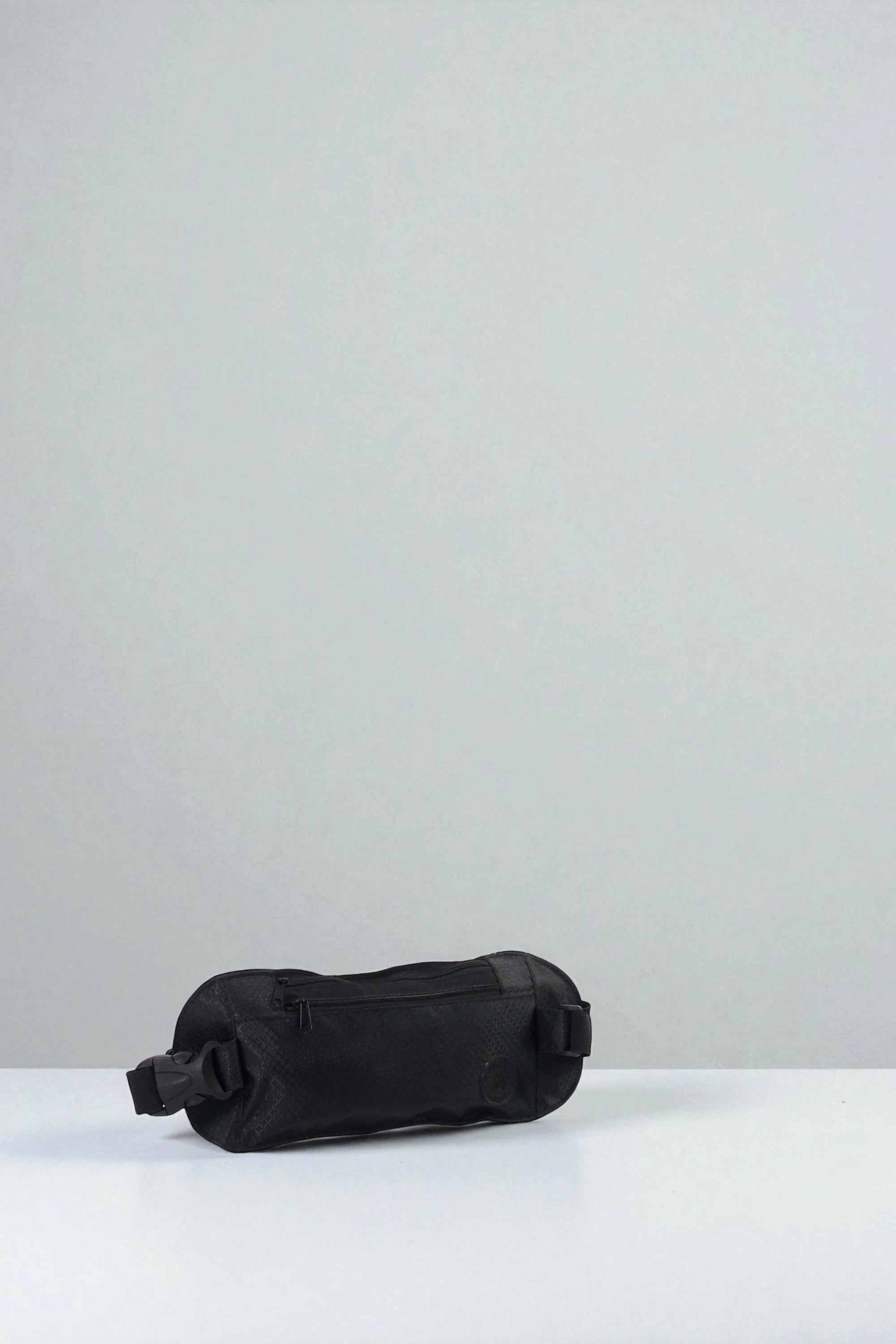 3374 CANGURO DEPORTIVO NEGRO NEGRO